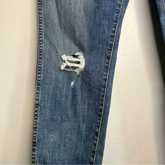 NWT Madewell Womens Curvy High Rise Skinny Jeans Distressed Sz 32 Denim Blue - Picture 4 of 16